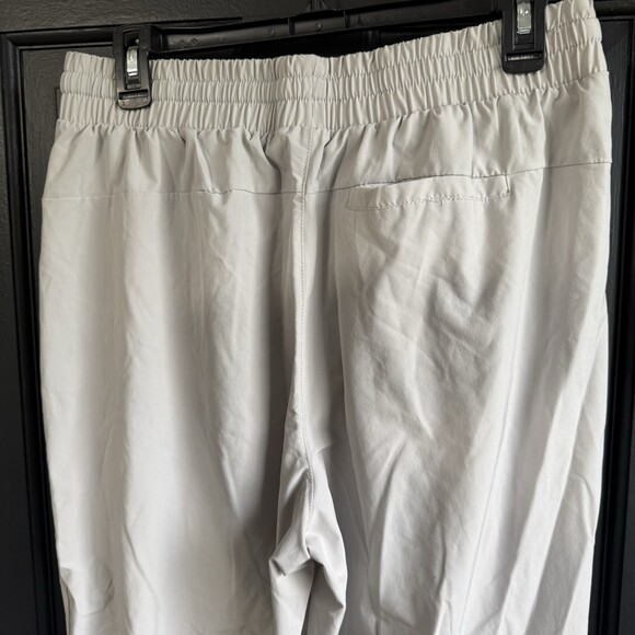 Apana Women's Light Gray Active 7/8 Length Pull-On Athleisure Pants Size Large - Picture 7 of 9